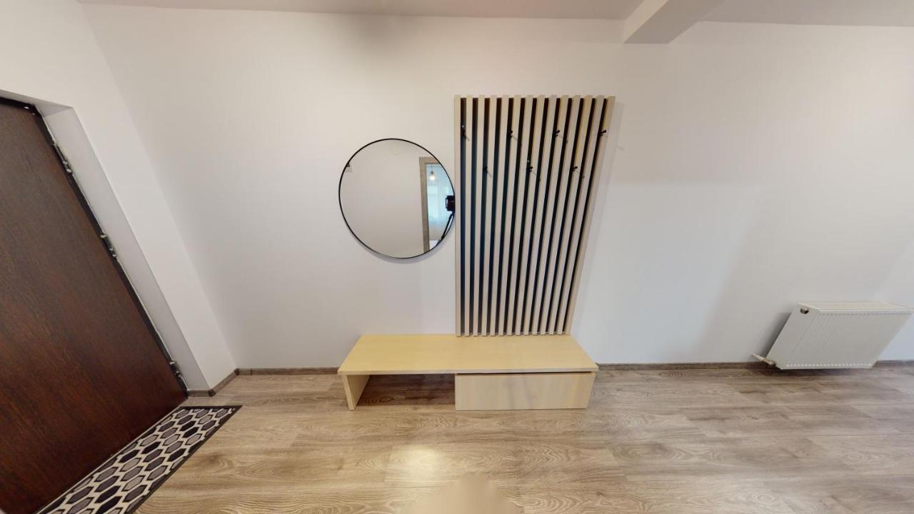 Apartment By The Lake Nr 4 Vrt Sibiu Exterior photo